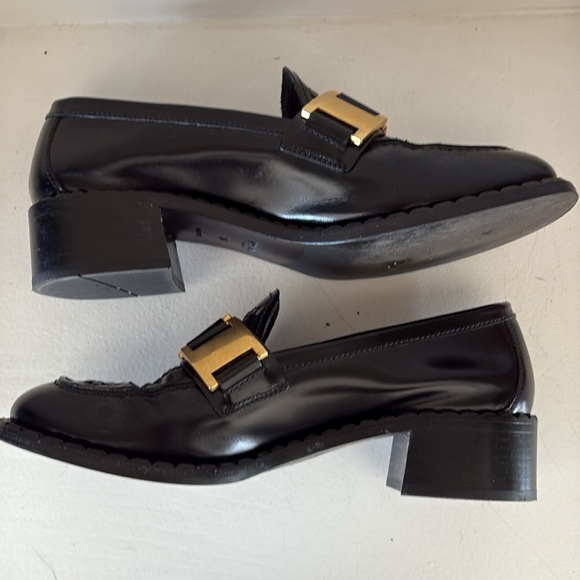 ‼️Prada Chain Loafers 8.5 SOLD OUT EVERYWHERE - Picture 4 of 10